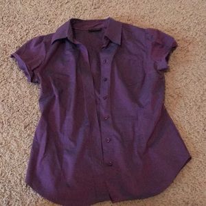 New York and & company stretch button down blouse!